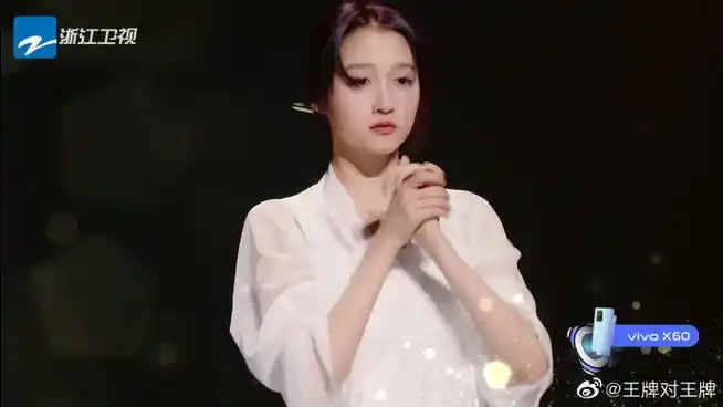 "古风"版的@关晓彤和@时代少年团-宋亚轩干干净净,十分惊艳姐弟两人