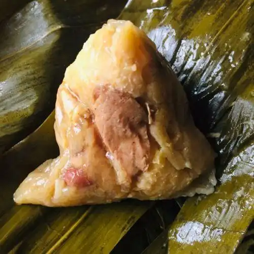 三角咸蛋黄肉粽