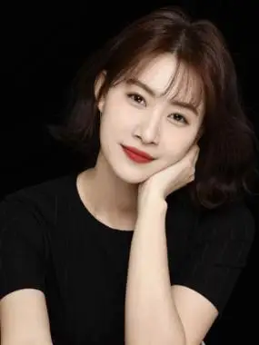 民族:汉族职业:演员血型:星座:射手体重:50kg查看更多 》宋梓侨个人