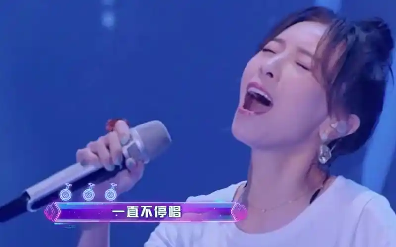 当年第六名再唱《蝴蝶泉边》全场沸腾了!