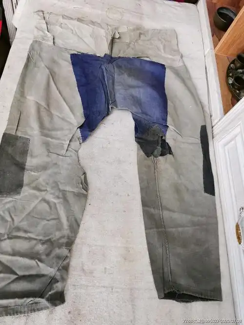 抗战时期补丁裤子