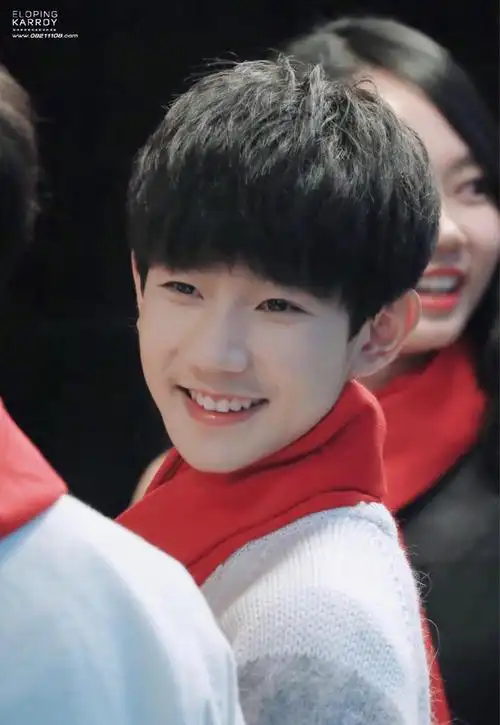 10年过去,如今再看tfboys三人"处境",命运的馈赠,早已注定好|王源