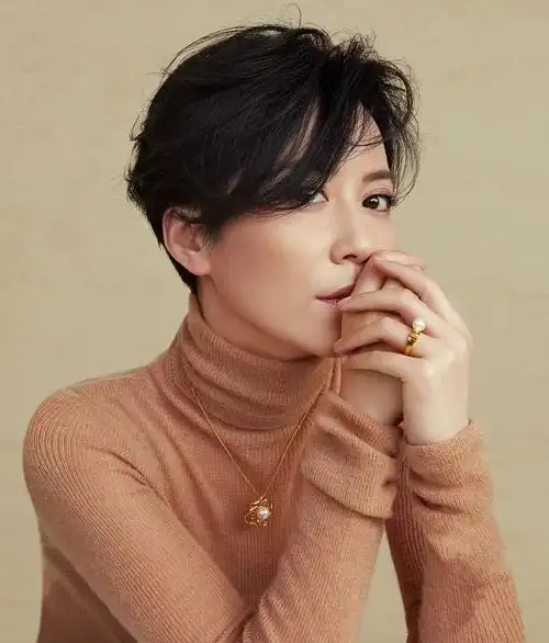 被剪短发的俞飞鸿撩到!