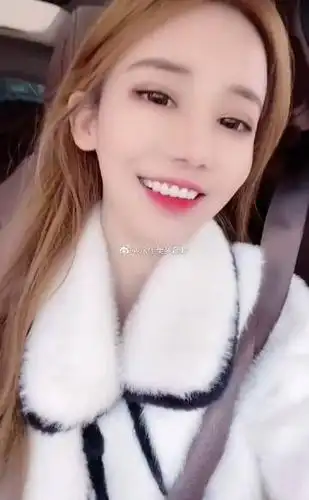 老多粉丝喜欢之前的小虎牙多好看呀 虎牙说没就没了啊啊啊你爱美没错