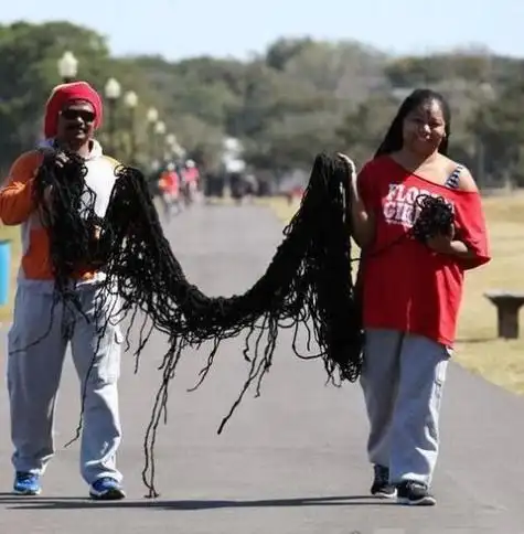 世界上头发最长的女人阿萨曼德拉长168米重70斤