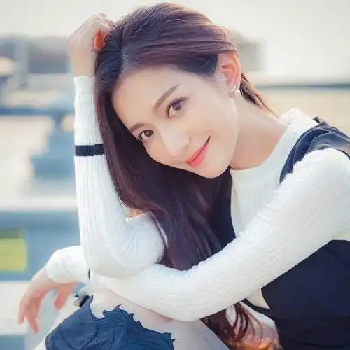 吸引女性的成熟头像图片