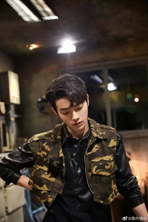 许凯头上有蓝色彼岸花