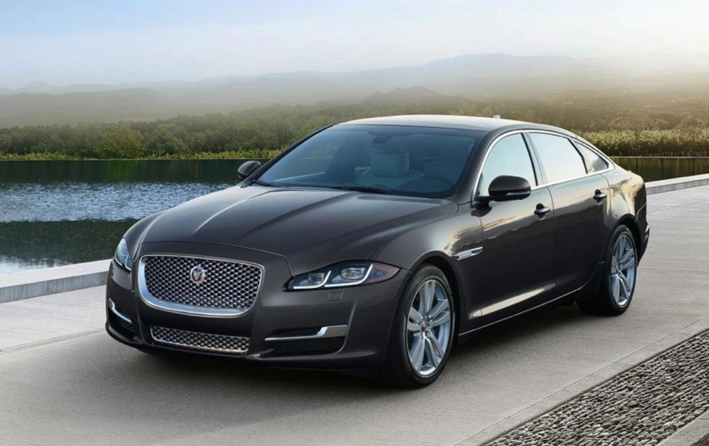 50万级别的捷豹xfl 是一款让你爱恨交加的轿车