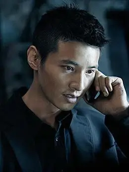 车泰锡(元斌饰演)