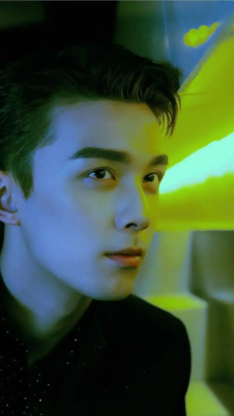 帅气霸总的吴磊帅气的王一博王炸帅哥吴磊壁纸王一博