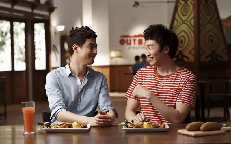 李光洙赵寅成4段牛排广告20112012好交情从吃牛排开始