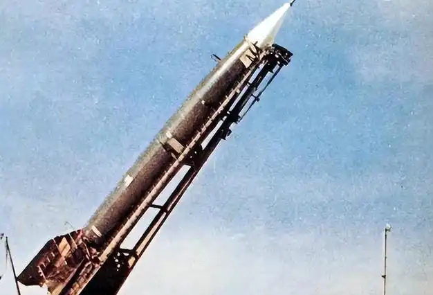 钱学森提出中国应组建"火箭军",周总理却摇头说:最好改个名字|导弹