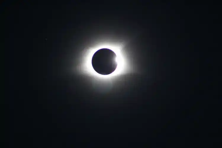 月食高清图片宇宙唯美奇特景观月食