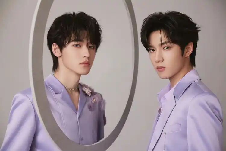 宋亚轩刘耀文新歌《烟花升停在星夜》由你榜实时第一!