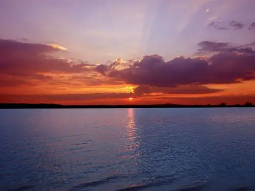描述: 海洋清晨日出-夏日风景高清壁纸 当前壁纸尺寸: 1280 x 960