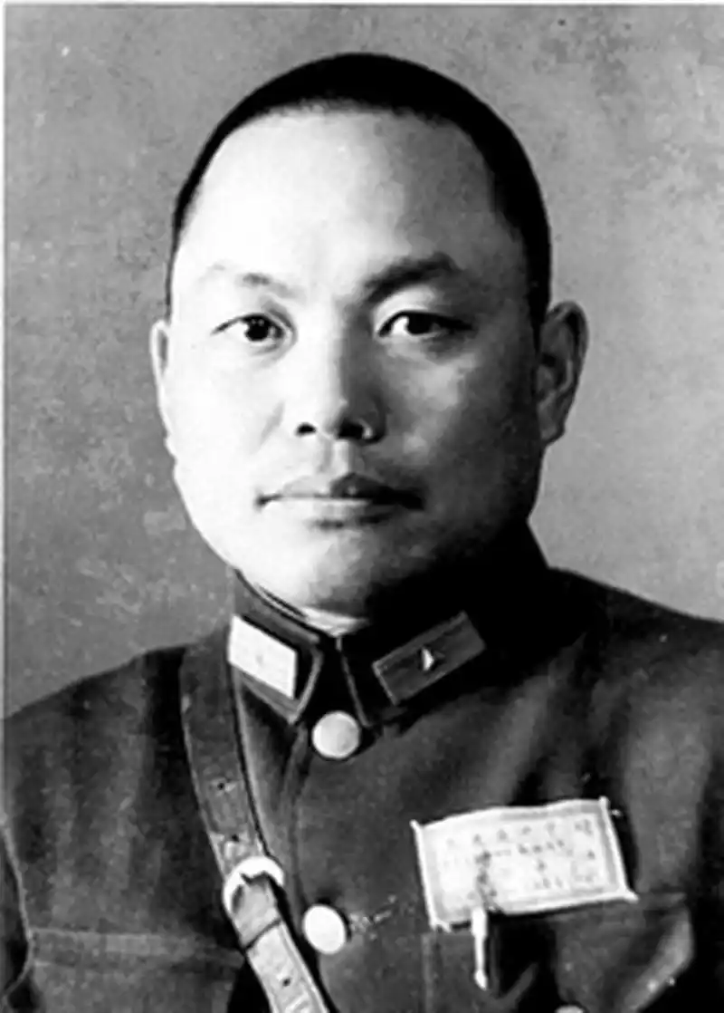 1945年10月30日,高树勋率新8军及河北民军万余人