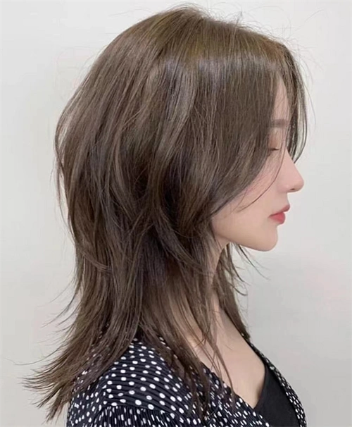 女生狼尾鲻鱼头 最新流行发型元素_时尚发型 - 美发站