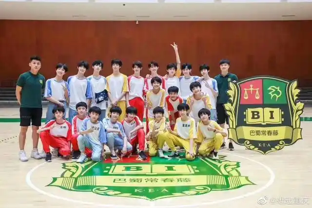 9         一组来自tf家族的夏日运动照,你关注了吗?