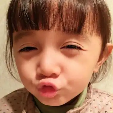 搞笑可爱女孩头像