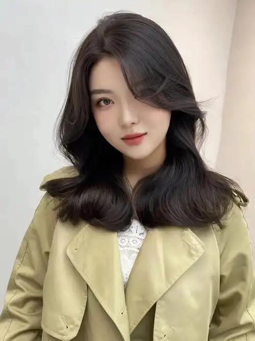 越剪时尚发型17款显瘦又百变白发阿姨也能年轻好几岁