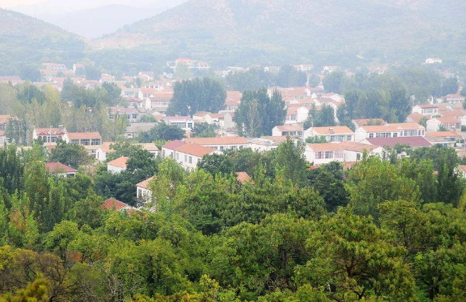 山东的南山村30年前家庭资产就过百万,现拥有多个第一.