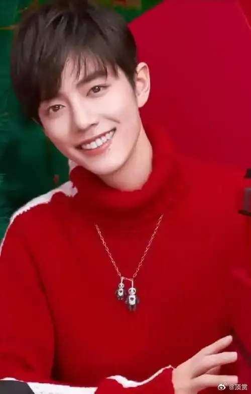 肖战粉丝浪漫献礼七夕,匠心独运于像素画室,编织一场武侠绮梦.