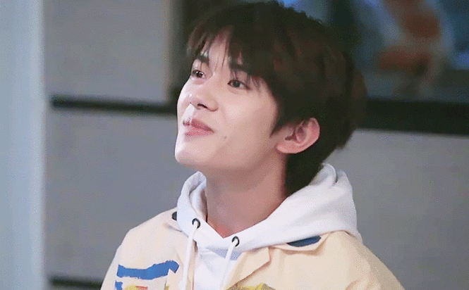 小鸟说早早早 @tfboys-易烊千玺