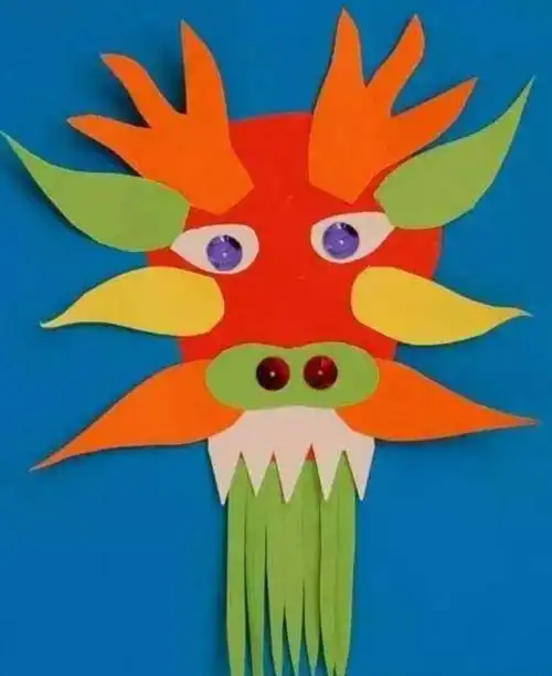 经开区孙寨幼儿园小班制作龙头,划旱龙舟赛,吃粽子,庆端午