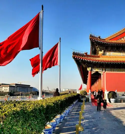 雄伟壮丽的天安门——祖国的象征