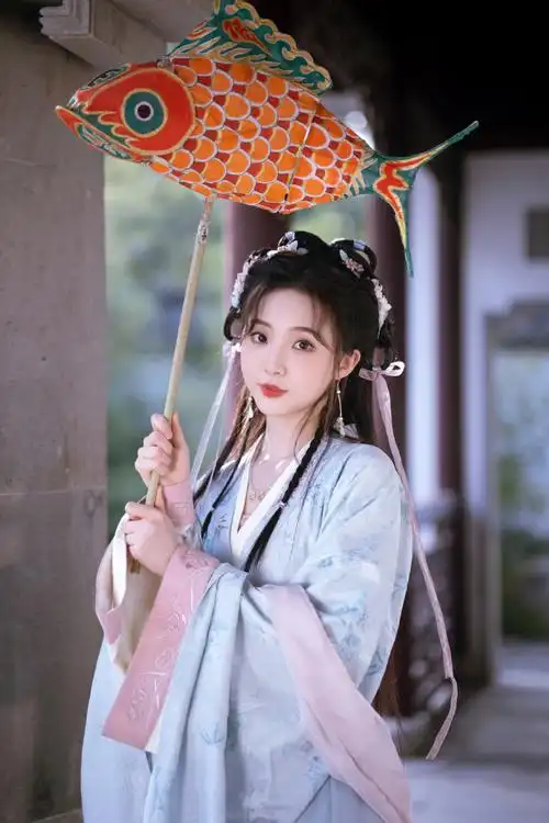 郑乃馨俏皮古风少女##郑乃馨汉服造型