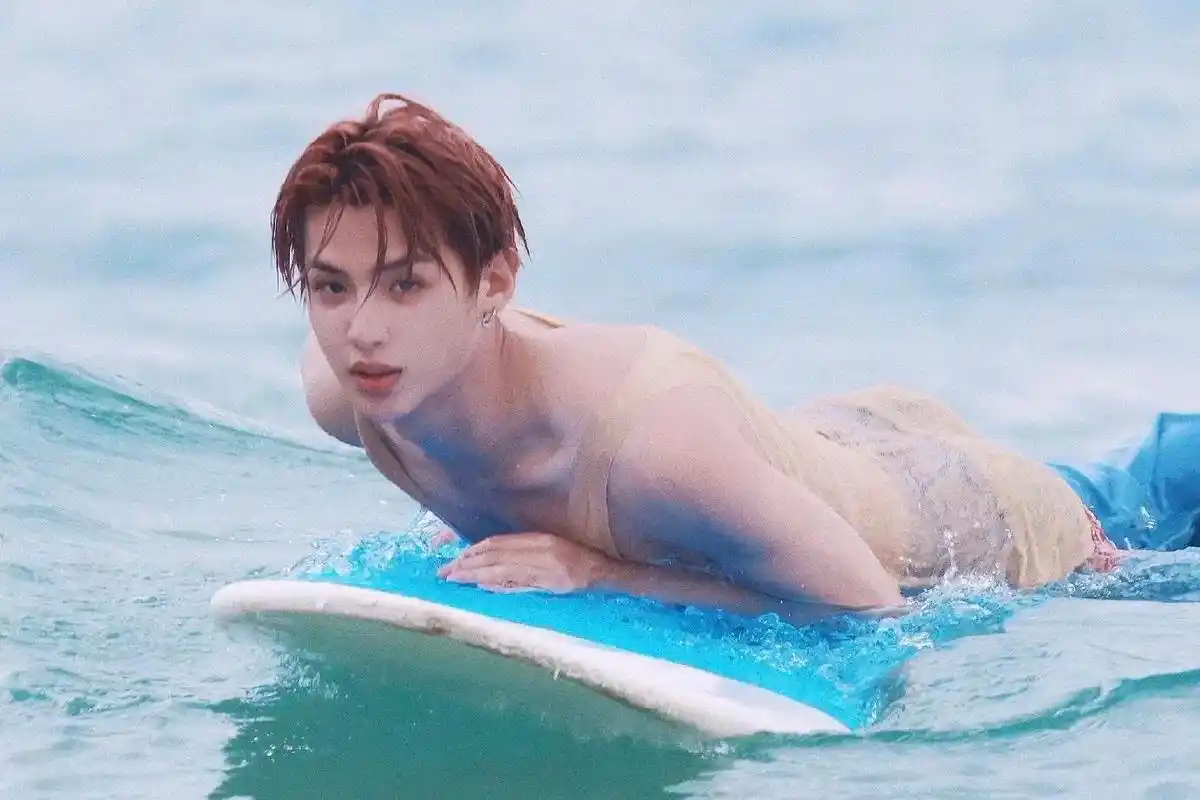 这么会穿,你不要命了?#justin黄明昊 #黄明昊 #不愧 - 抖音