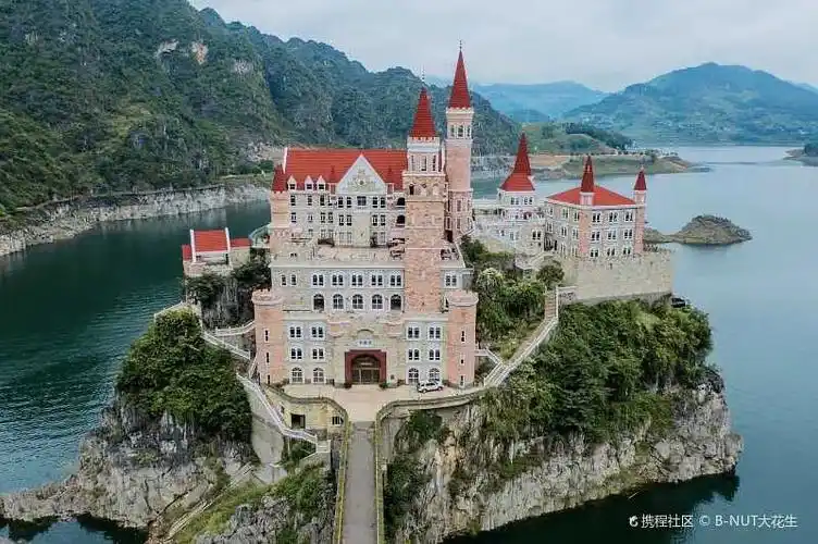 吃了之前首发的瓜