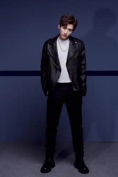 刘学义74古装现代