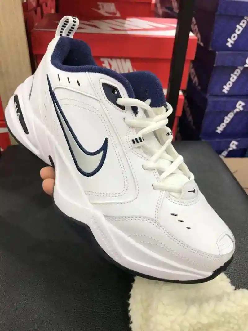 斐乐和耐克那个档次高