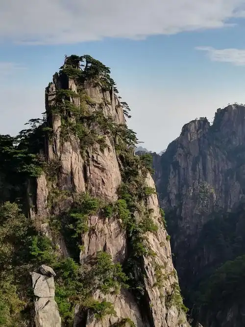 游黄山登天都峰
