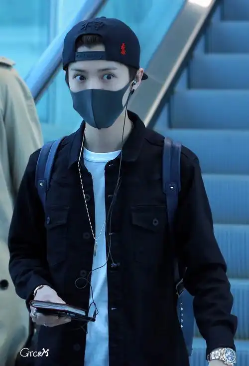 鹿晗～韩国仁川-北京机场