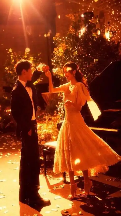 有种整容叫王家卫的女人,男主胡歌变化不大,唐嫣却像换了个人!