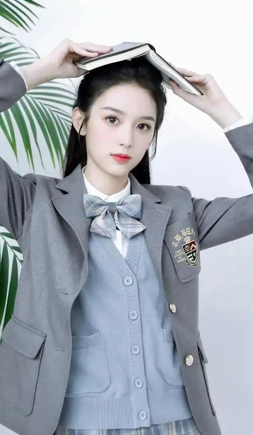 她的颜值真的很能打,而且出了不少神图看周也的