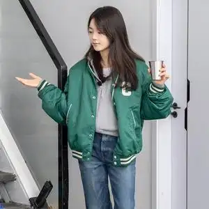 赵今麦同款衣服美式绿色棒球服女潮ins秋天2022新款复古夹克外套