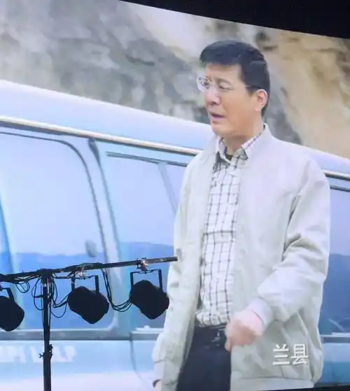 影片结束后更有主角演员