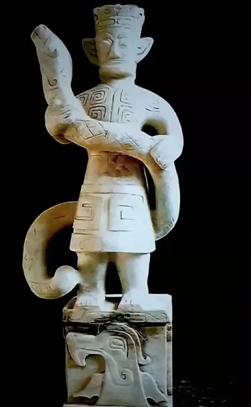 三星堆青铜大立人的秘密禁止出国展览