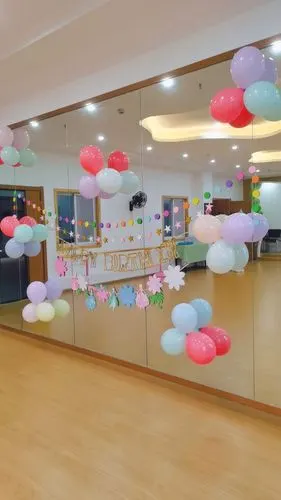 华大贝乐思幼儿园9月生日会