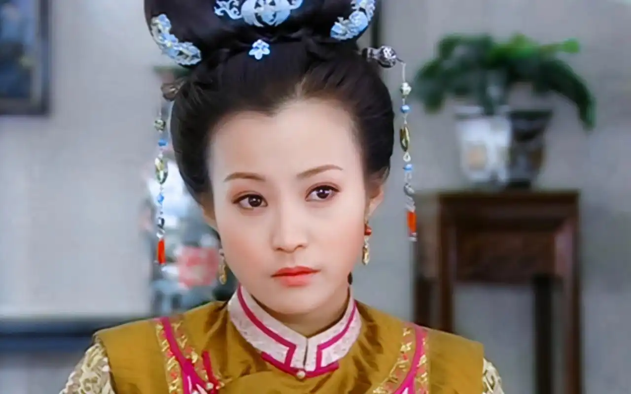 眼波流转,楚楚动人,年轻时的郝蕾真的是古装颜值天花板!