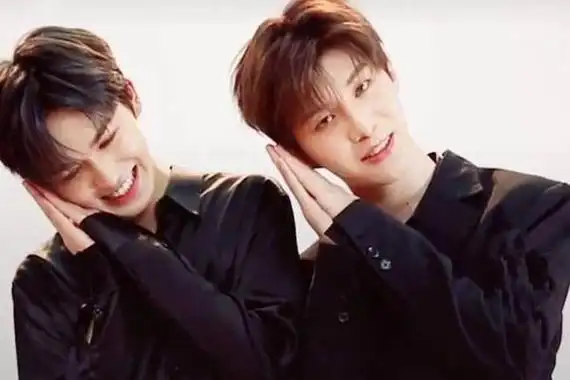 朱正廷吓到摔倒范丞丞拿道具老鼠逗对方引粉丝不满