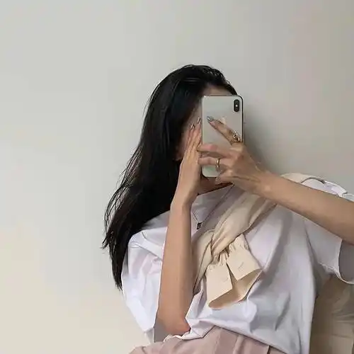 头像怦然心动的高质感微信头像