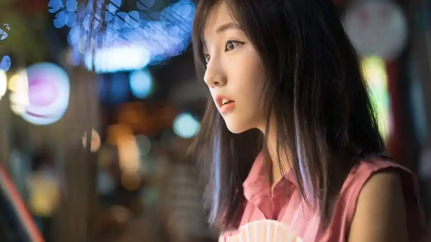 甜美萝莉美女可爱俏皮高清桌面壁纸-美女壁纸-壁纸下载-美桌网