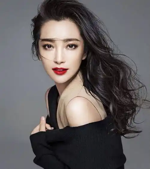 李冰冰50岁:她已经走上了令人惊叹的另一条道路!_魅力_经历_选择了