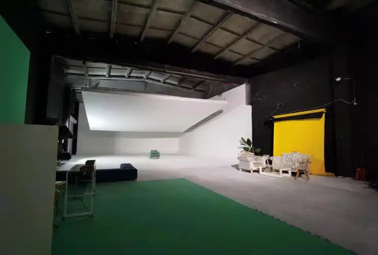 长春商业影棚长春置景影棚长春汽车影棚