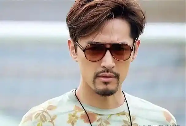 冯骥才丨胡子|胡须|手巾|画家|作家|小说家|散文家_网易订阅