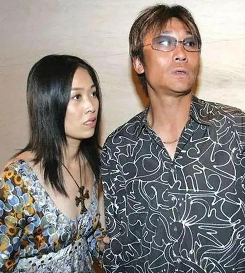 没料到得到"歌王"的第60天,那英就这般再次沦为被人取笑的对象